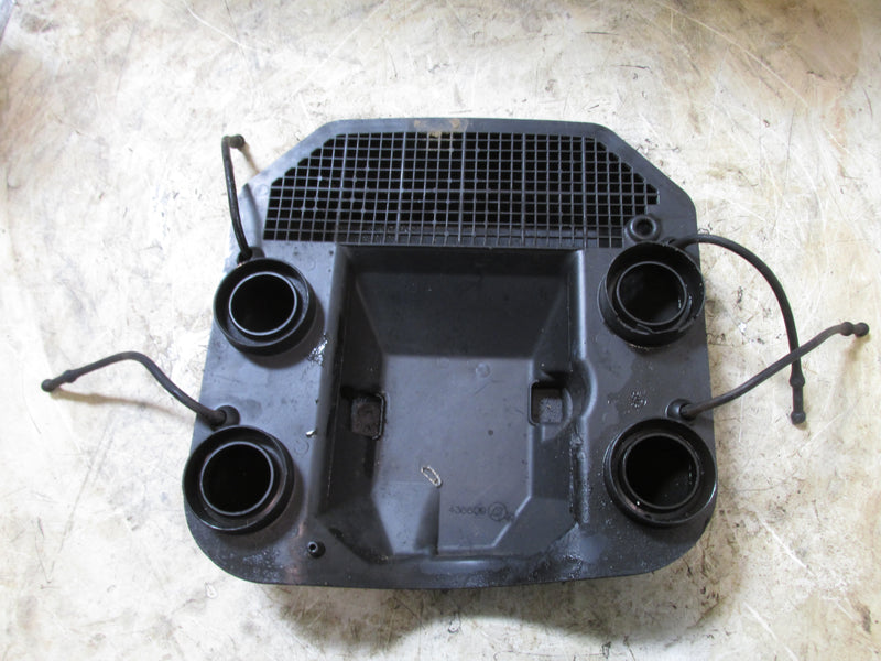 Johnson 90hp 60 Degree 2 stroke Outboard Intake silencer (436609)