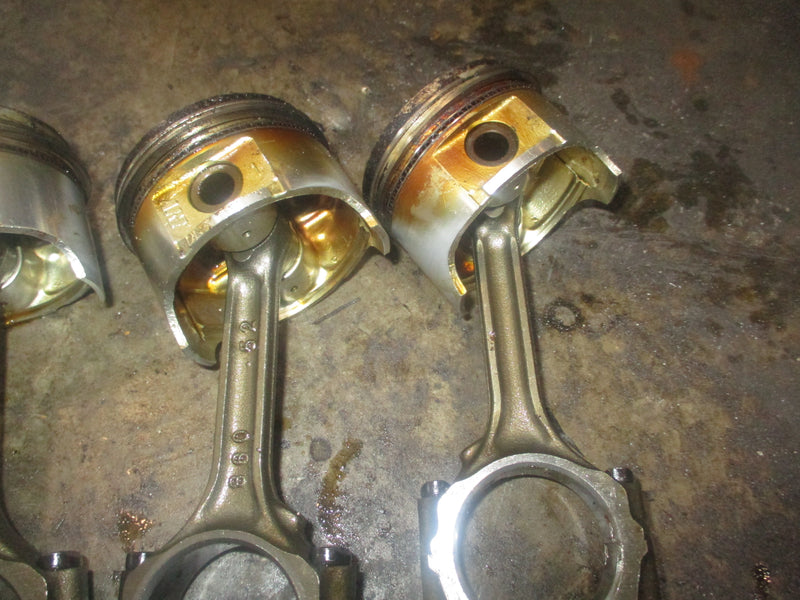 Suzuki DF70 outboard piston and rod set of 3 (12111-99E01)