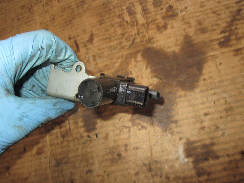 Suzuki DF150A 150hp 4 stroke outboard evac/purge valve (18117-93J00)