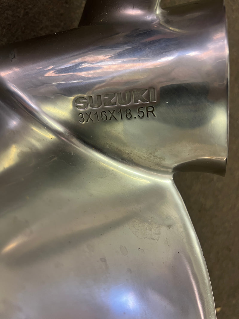 Suzuki DF150-250 outboard stainless propeller 3 x 16 x 18.5 R