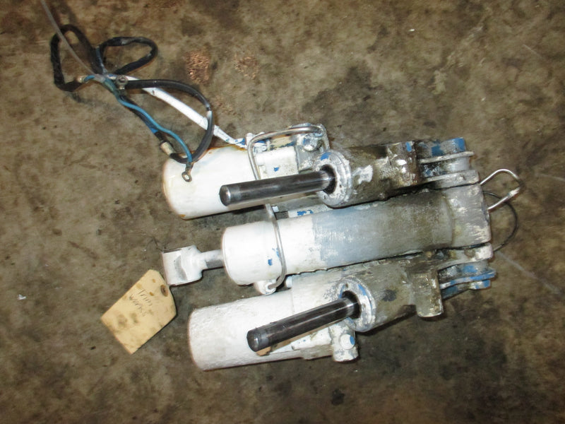 Yamaha 250hp 4 stroke outboard tilt trim unit