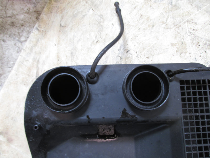 Johnson 90hp 60 Degree 2 stroke Outboard Intake silencer (436609)