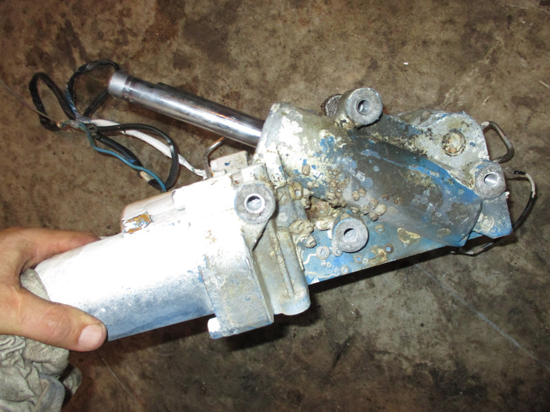 Yamaha 250hp 4 stroke outboard tilt trim unit
