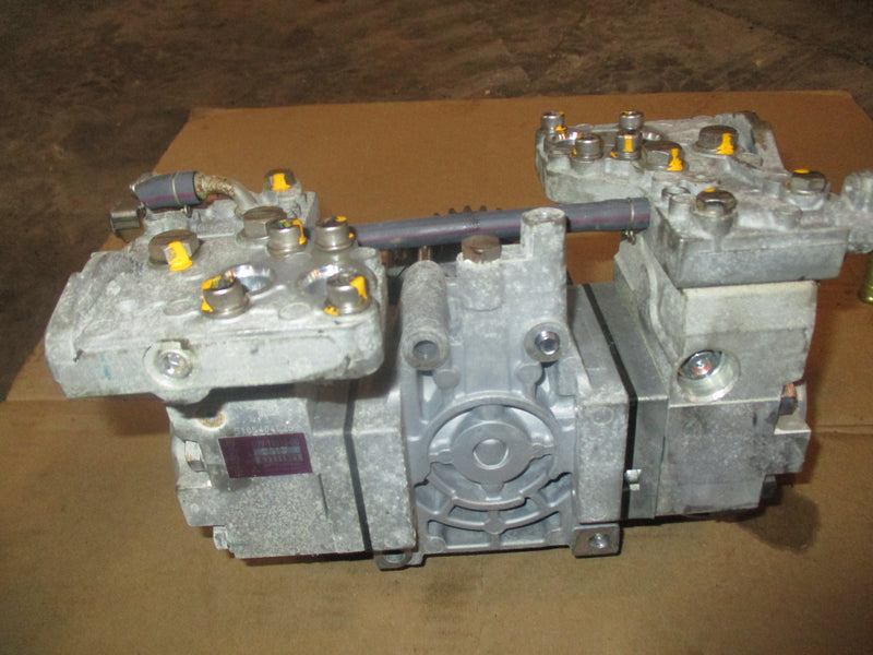 Yamaha HPDI 250hp 2 stroke outboard Fuel injection pump 60V-13910-00