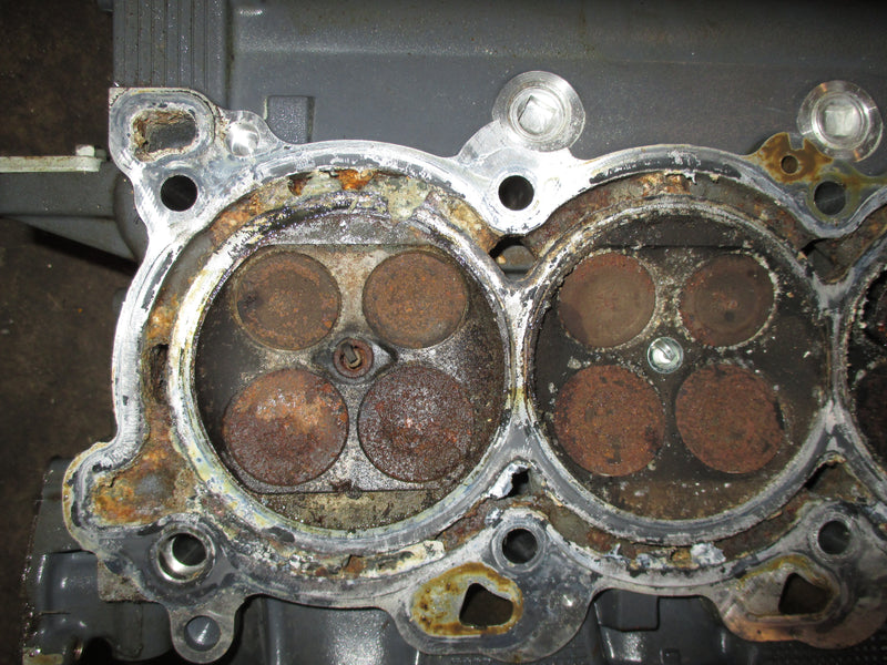 Yamaha 250hp 4 stroke outboard starboard cylinder head (6P2-11)