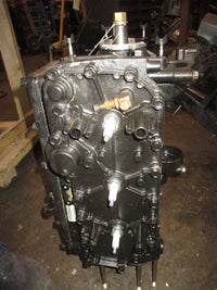 Load image into Gallery viewer, Mercury 90hp 2 Stroke 3 Cylinder outboard Crankcase Powerhead
