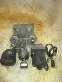 Load image into Gallery viewer, Honda BF90D 90hp 4 stroke outboard Trim Trim Unit Showa Style
