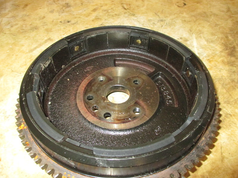 Evinrude 175hp ocean pro 2 stroke outboard flywheel (513845)