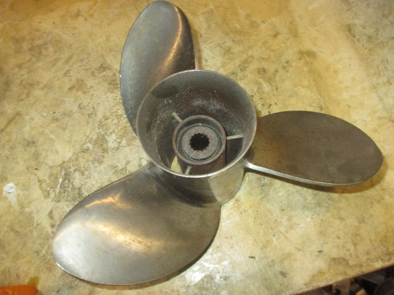 Yamaha 200-300hp 4 stroke outboard salt water series 2 counter propellor