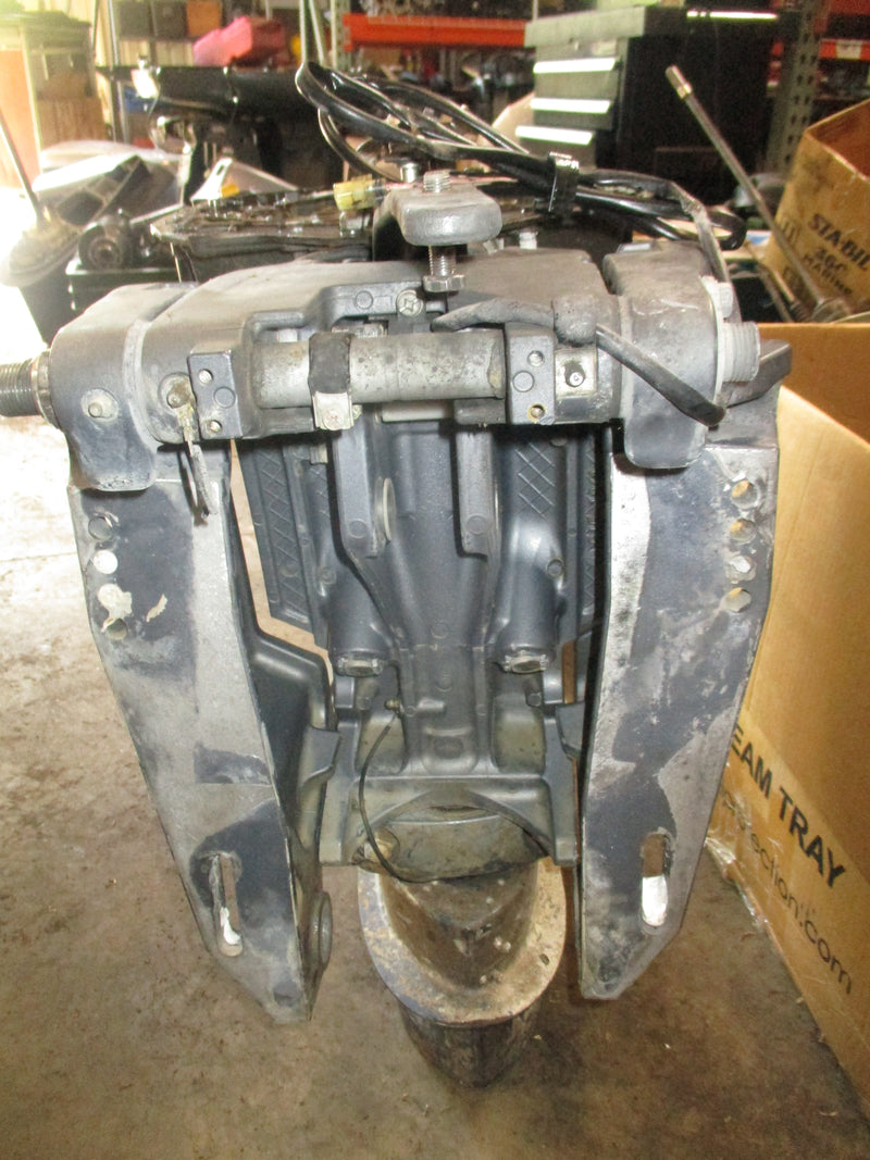 Yamaha 150hp 4 stroke outboard  25" mid section READ DESCRIPTION