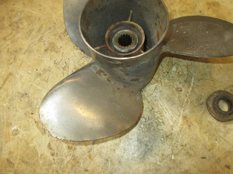 Yamaha 200-300hp 4 stroke outboard counter rotation propellor (14 1/2x19-TL)