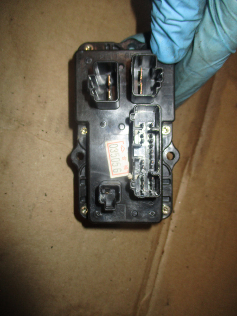 Yamaha HPDI 250hp 2 stroke outboard fuse box 60V-82170-01