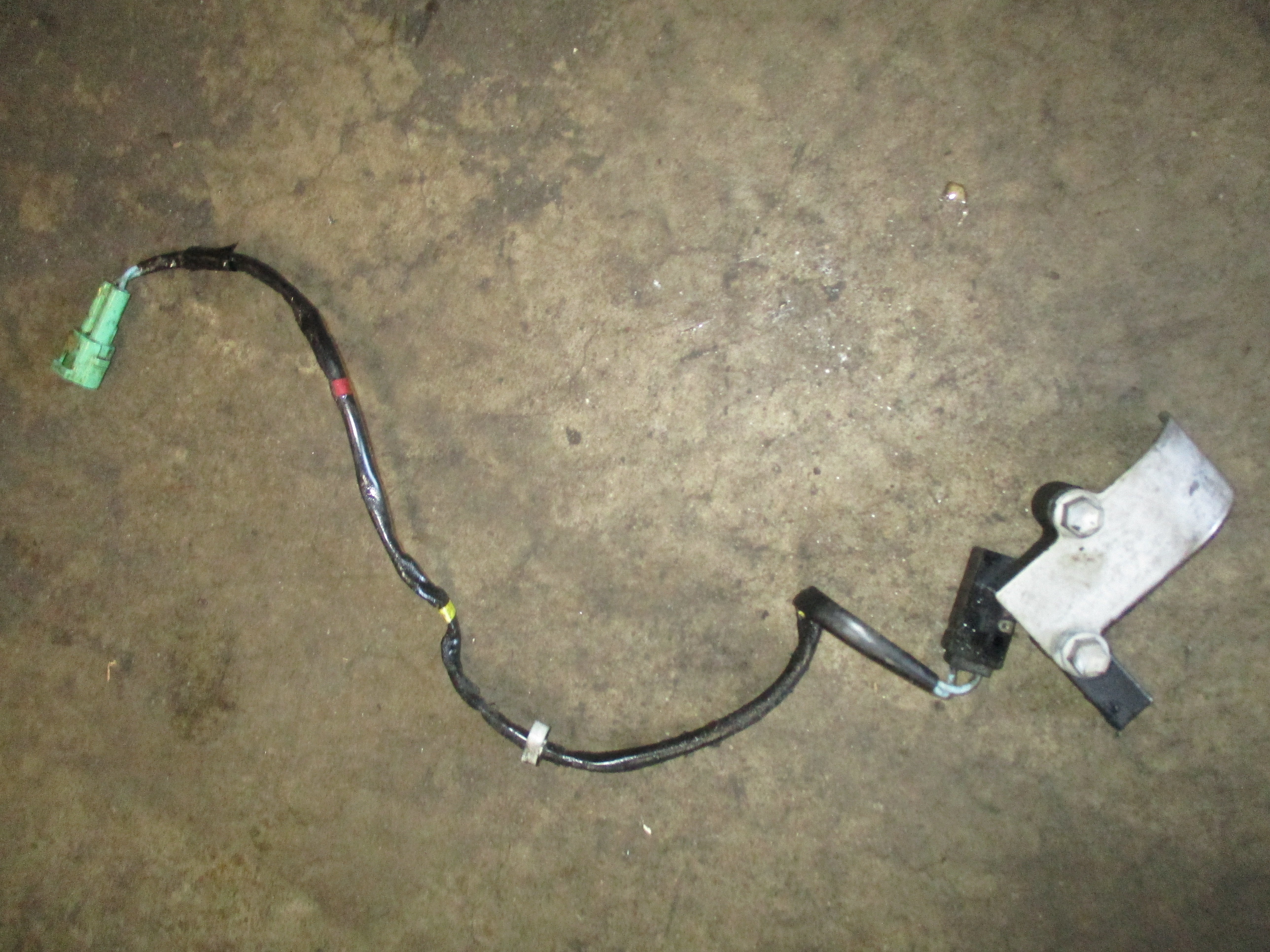 partir SURE LINEα Suretrac Power Touring, 235/75R15 A/S, Fits: '95-99 Tahoe LT, '99