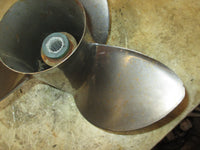 Load image into Gallery viewer, Yamaha 200-300hp 4 stroke outboard Michigan apollo (993024-15 1/4x19)
