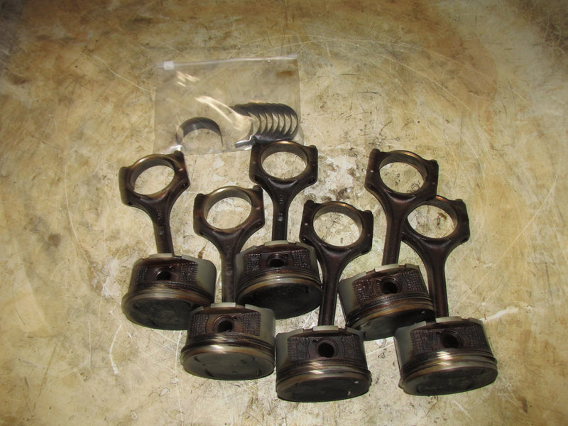 Honda BF225A 225hp 4 Stroke Outboard Piston and rod set of 6 (13101-ZY3-00)