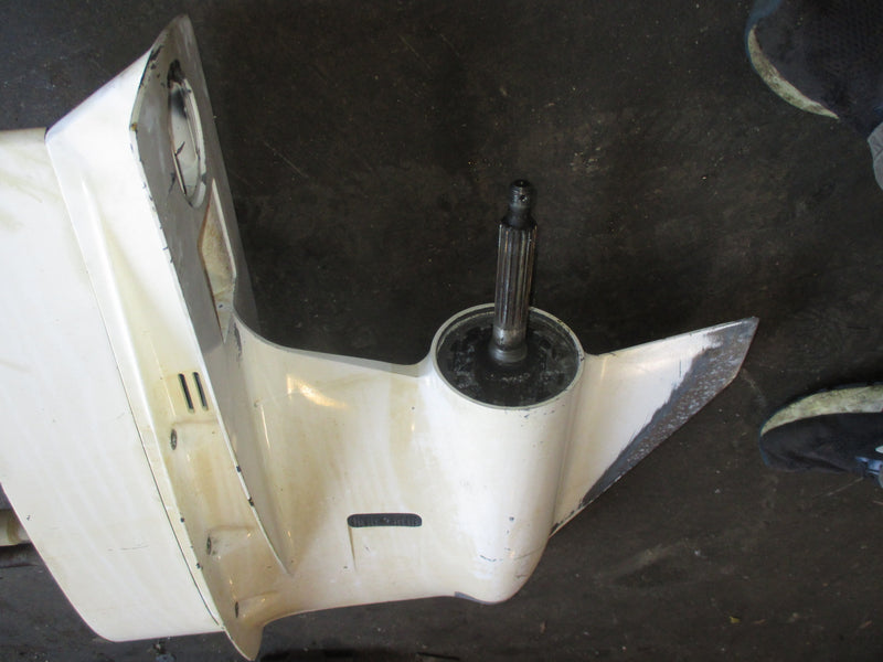 Yamaha 350hp 4 stroke outboard 30 inch standard rotation shaft lower unit