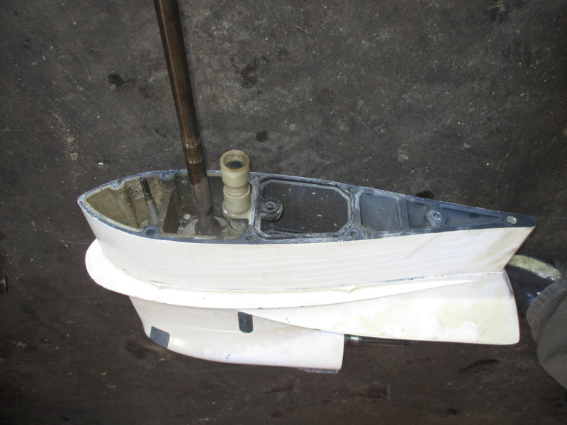 Yamaha 350hp 4 stroke outboard 30 inch standard rotation shaft lower unit