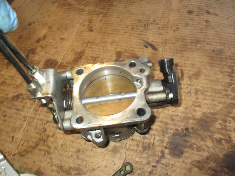 Suzuki DF150 150hp outboard throttle body (13300-96J00)