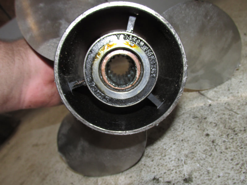 Yamaha 115hp 2 Stroke Outboard Stainless Steel Propeller Solas