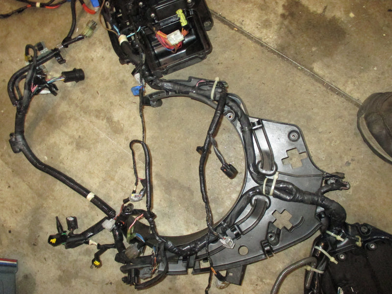 Yamaha 250hp 4 stroke outboard engine wiring harness (6P2-82590-40)