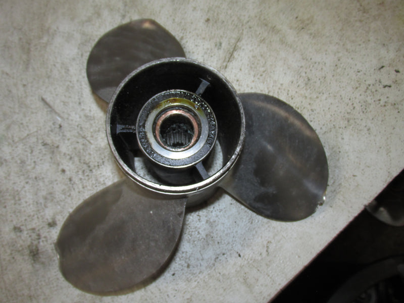 Yamaha 115hp 2 Stroke Outboard Stainless Steel Propeller Solas