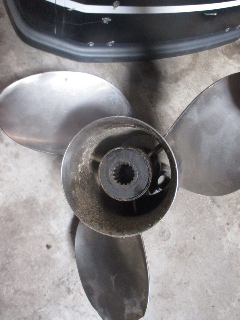 Suzuki DT150 150hp 2 stroke outboard Stainless Steel Propeller 14 1/4 X 18