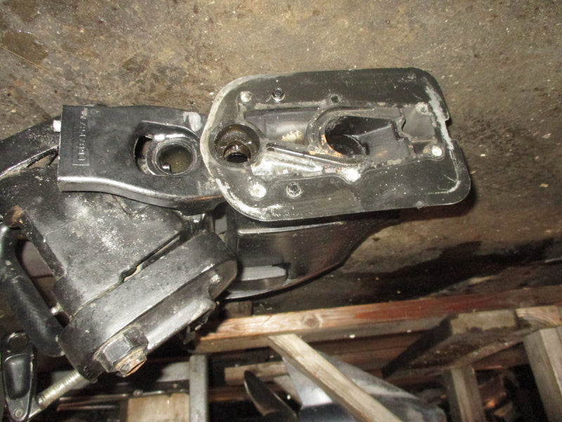 Mercury 25hp 2 Stroke Outboard 15 inch midsection (9097A2)