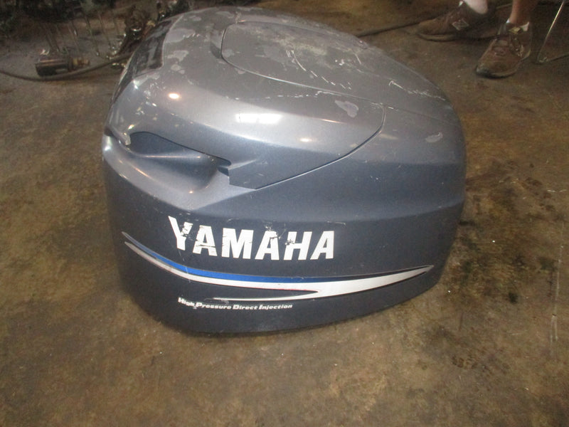 Yamaha 200hp HPDI outboard top cowling