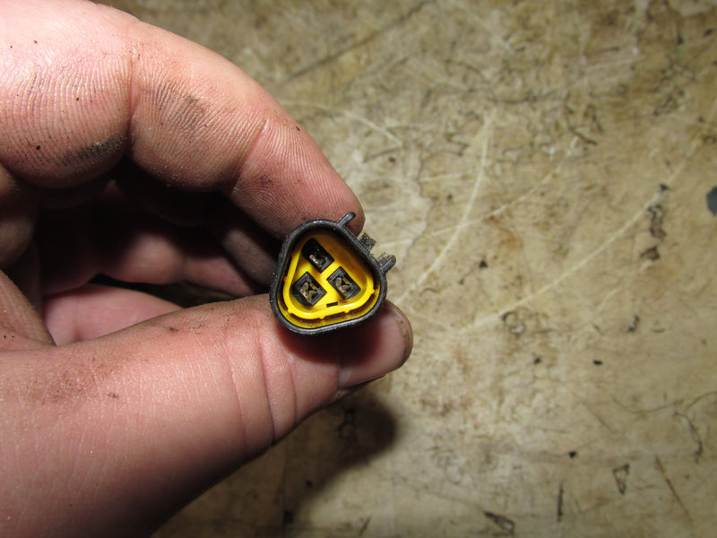 Yamaha 115hp 2 Stroke Outboard Tilt Trim Switch (6R3-82563-00-00)