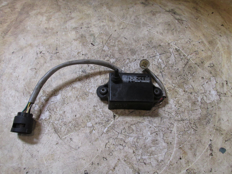 Yamaha 115hp 2 Stroke Outboard Emergency Oil Switch (6E5-02)