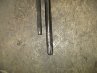 Load image into Gallery viewer, Mercury 175hp 2.5 liter 2 stroke outboard 25" shaft lower unit
