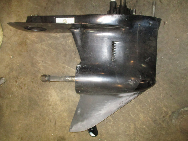 Mercury 175hp 2.5 liter 2 stroke outboard 25" shaft lower unit
