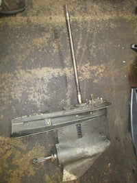 Load image into Gallery viewer, Suzuki DT115 outboard 20" shaft lower unit PARTS ONLY
