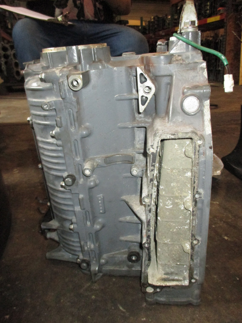 Suzuki DF90 90hp 4 stroke outboard crankcase block