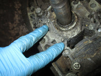 Load image into Gallery viewer, Suzuki DT115 outboard 20" shaft lower unit PARTS ONLY
