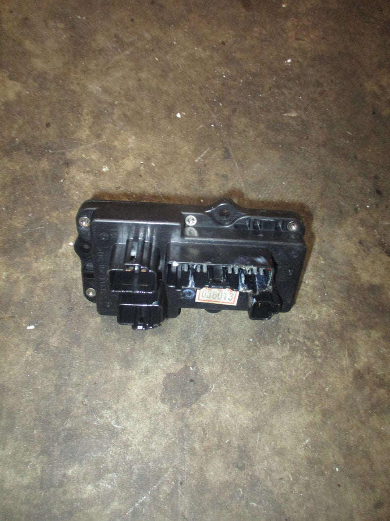 Yamaha 200hp HPDI outboard fuse box (68F-82170-01-00)