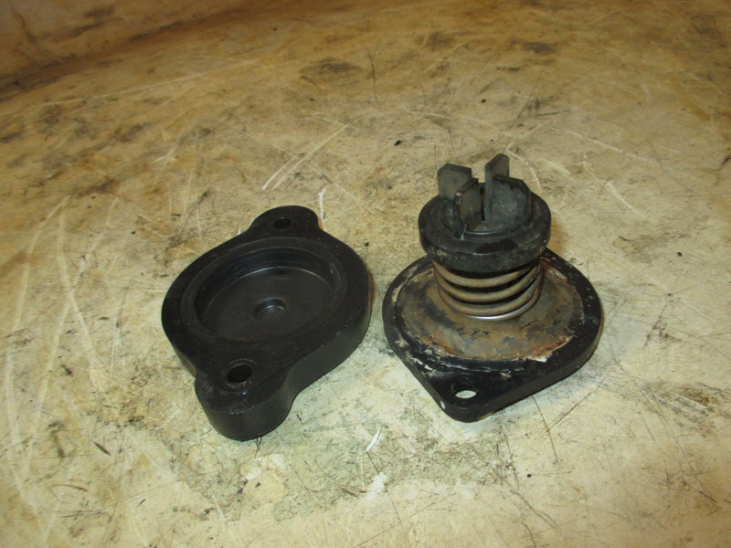 Evinrude ETEC 90hp outboard thermostat and cover (338632)