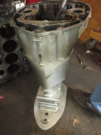Load image into Gallery viewer, Honda BF225A 225hp outboard 25" Upper Casing / Oil Pan (11311-ZY3-406ZA)
