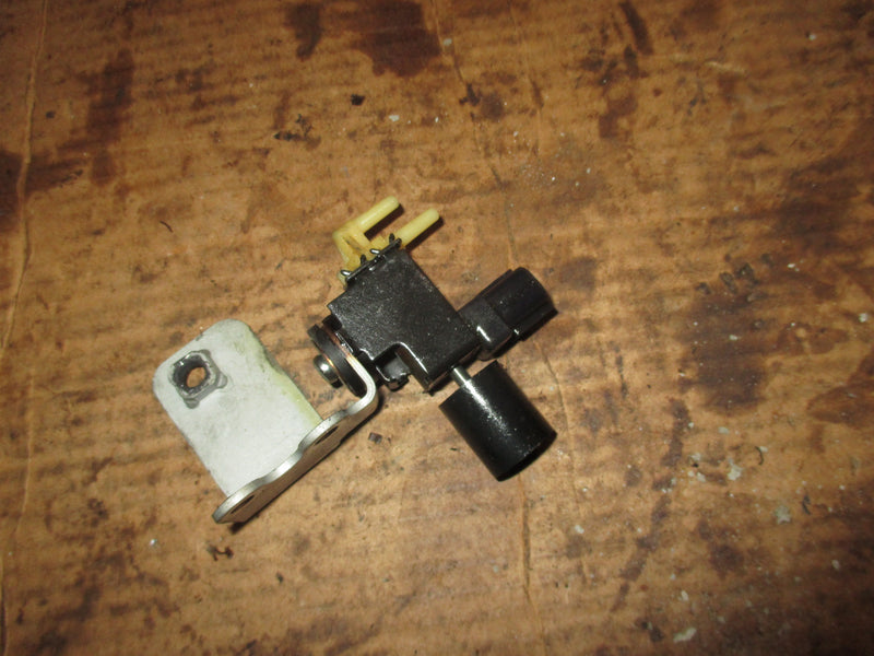 Suzuki DF150A 150hp 4 stroke outboard Evac purge valve (18117-93J00)