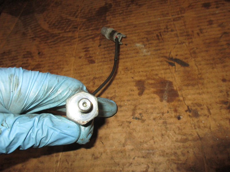Suzuki DF150A 150hp 4 stroke outboard knock sensor (18640-78A00)