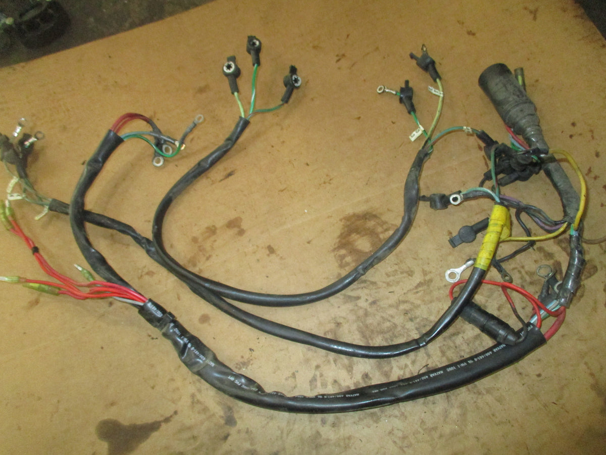 Mercury 175hp 2.5 liter 2 stroke outboard engine wiring harness (69739)