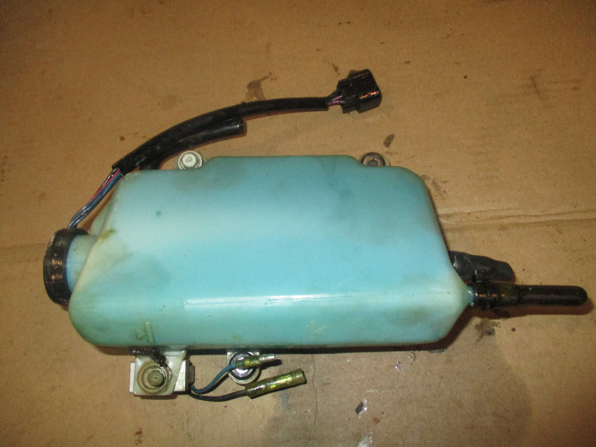 Yamaha OX66 225hp 2 stroke outboard oil tank and sensor 61A2175000