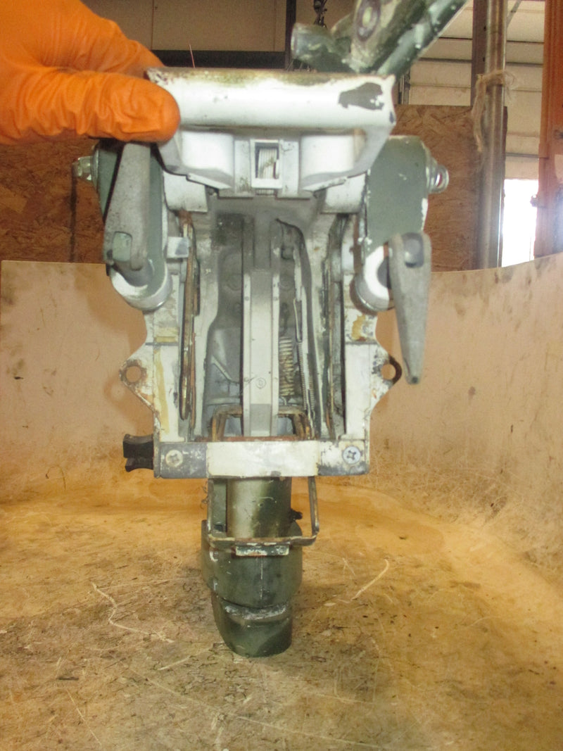 Johnson 9.9hp 2 stroke outboard midsection