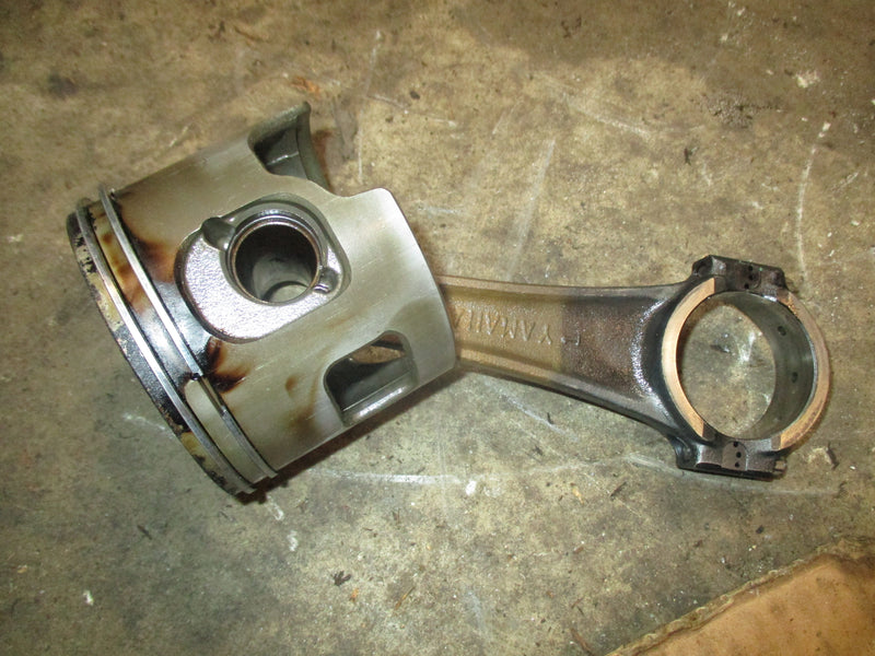Yamaha OX66 150hp SWS 2 stroke outboard starboard piston and rod