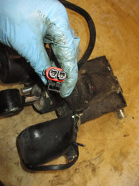 Load image into Gallery viewer, Johnson 175hp Ficht ocean runner outboard tilt trim unit
