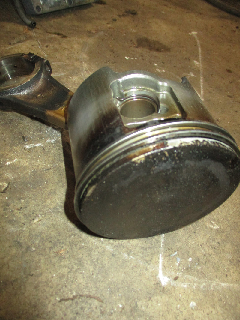 Yamaha OX66 150hp SWS 2 stroke outboard port piston and rod