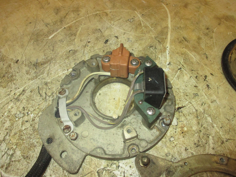 Johnson 9.9hp 2 stroke outboard stator/timer base