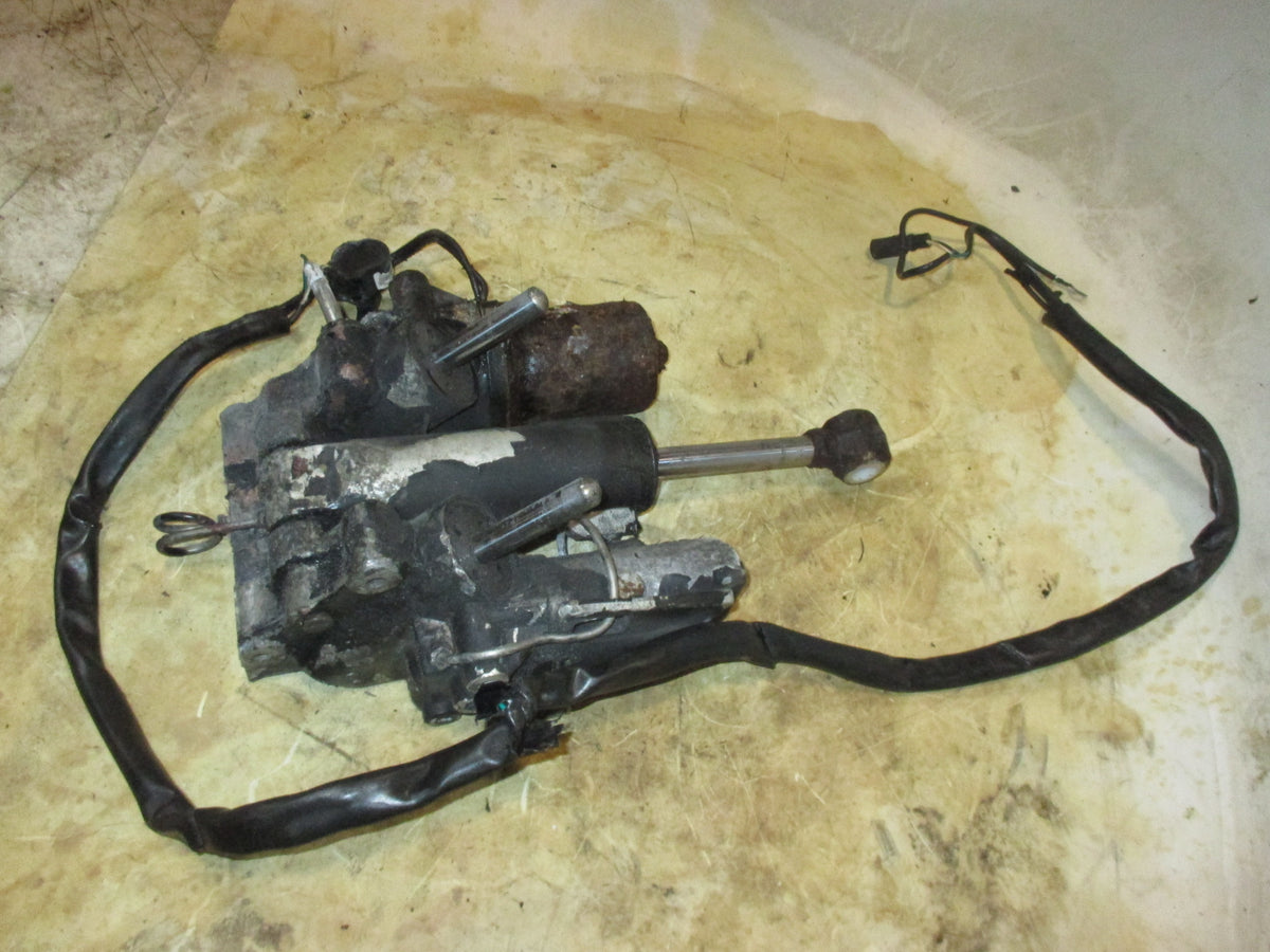 Johnson 88hp 2 stroke outboard tilt trim unit