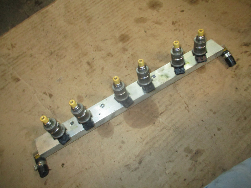 Yamaha OX66 150hp SWS 2 stroke outboard fuel rail injector set (6R5-00)