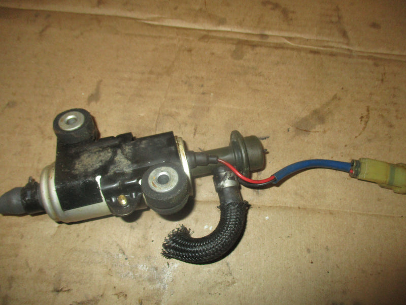 Suzuki DF250 4 stroke outboard Low pressure electric fuel pump 15100-94900